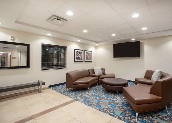 Candlewood By Ihg 2*