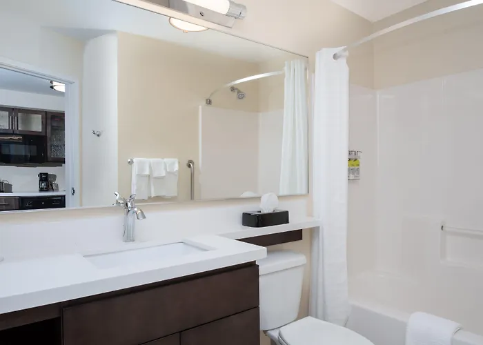 Candlewood By Ihg Hotel