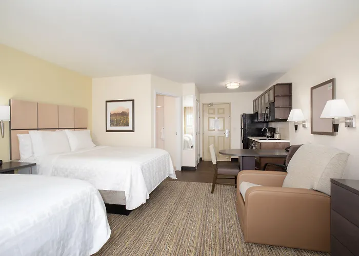 Candlewood By Ihg Cheyenne