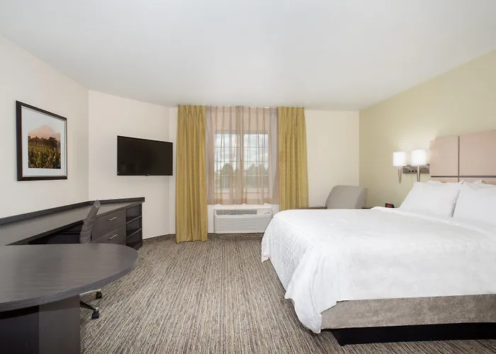 Hotel Candlewood By Ihg 2*