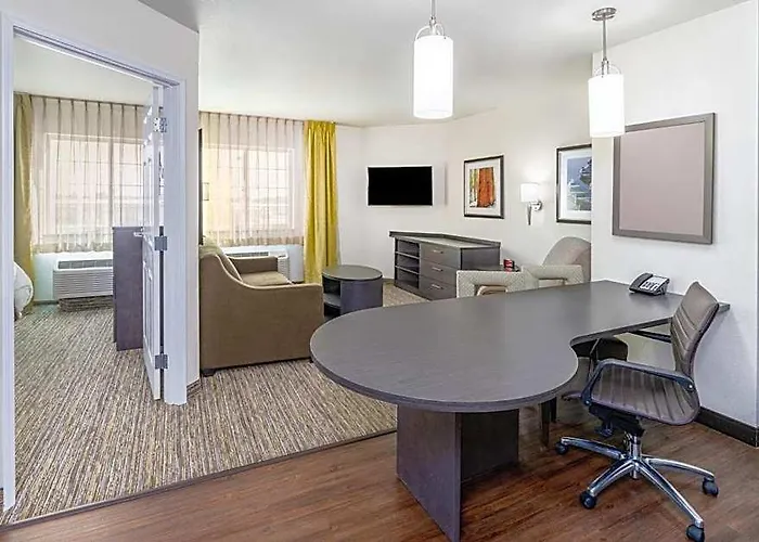 Candlewood By Ihg Hotel 2*