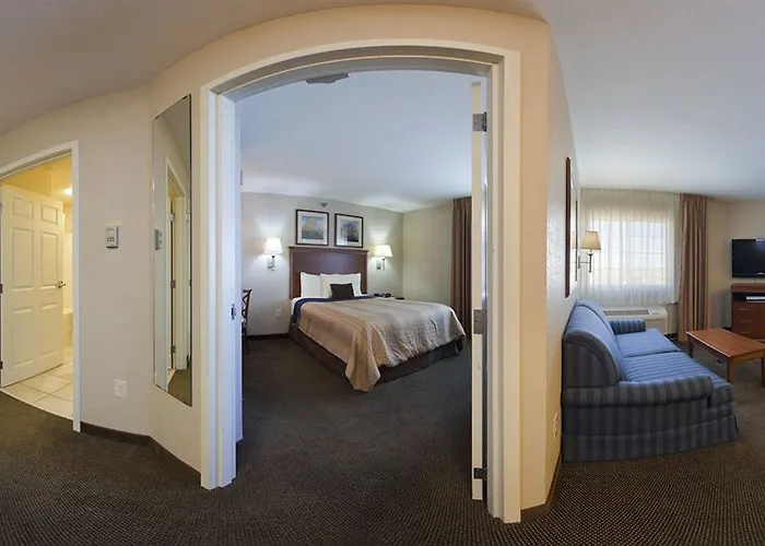Candlewood By Ihg Hotel 2*