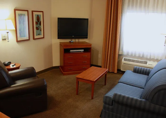 Candlewood By Ihg Hotel Cheyenne