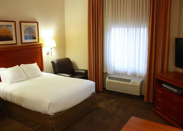 Candlewood By Ihg Hotel