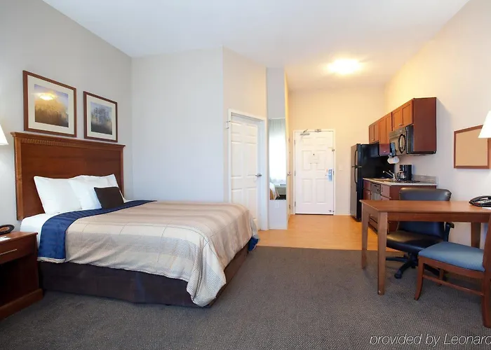 Candlewood By Ihg Hotel 2*