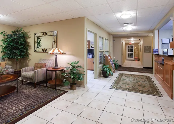 Candlewood By Ihg Cheyenne