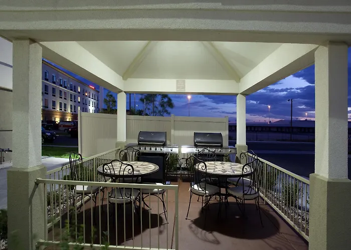Candlewood By Ihg Hotel 2*